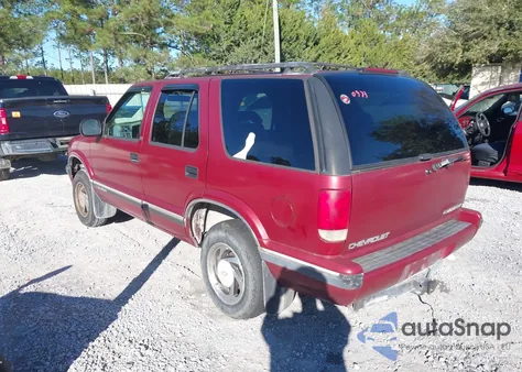 1995 Chevrolet Blazer from USA, damaged, VIN 1GNDT13W2SK221337